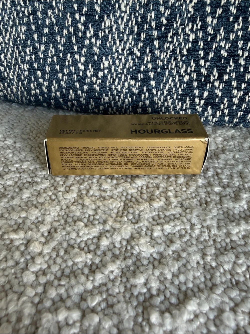 Hourglass Unlocked Satin Crème Lipstick ~Flora 330 Berry Rose